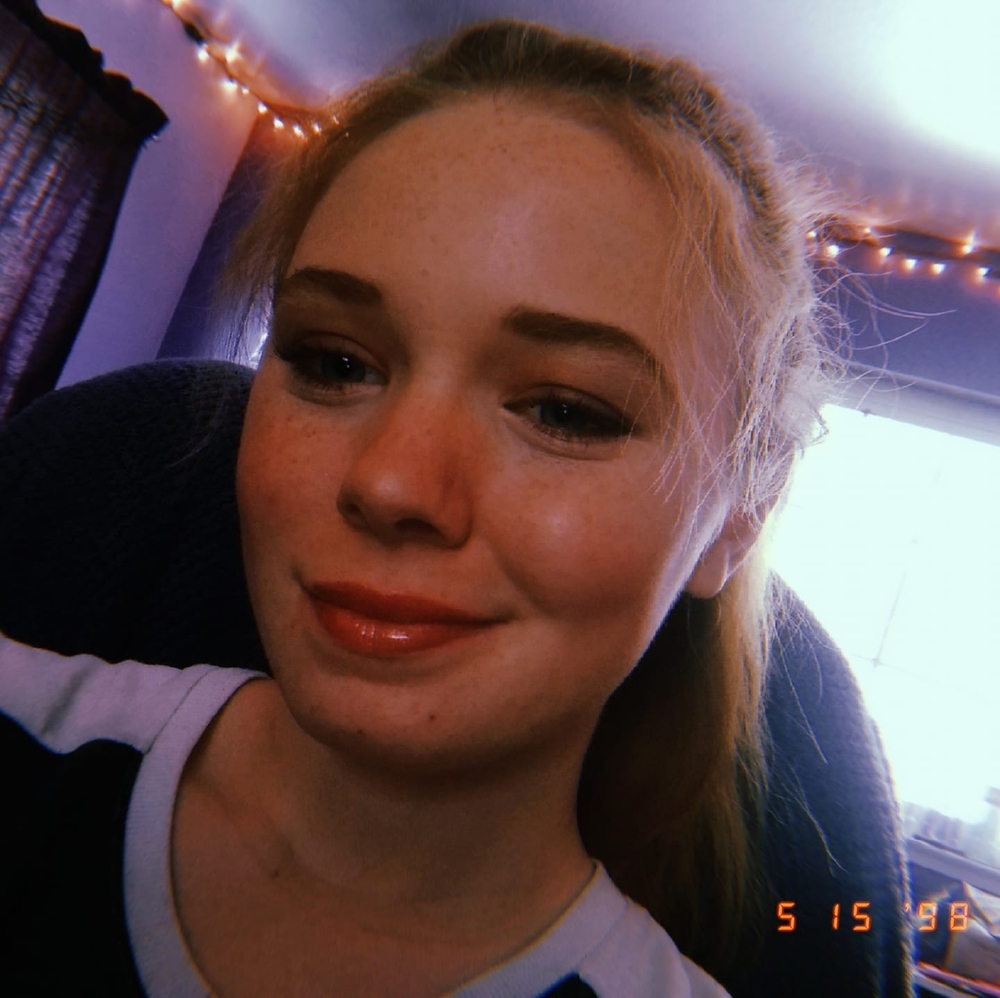 Meet your Posher, Emilie